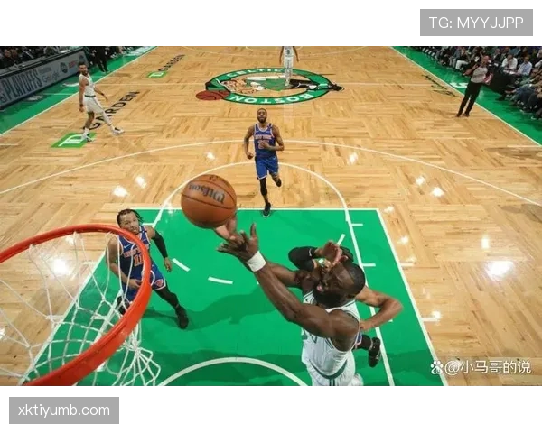 布伦森挡拆制造错位对位内线，比上季得分更高效