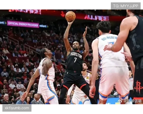 弗朗西斯利用突破拉开与麦迪的得分差异提升球队攻击力